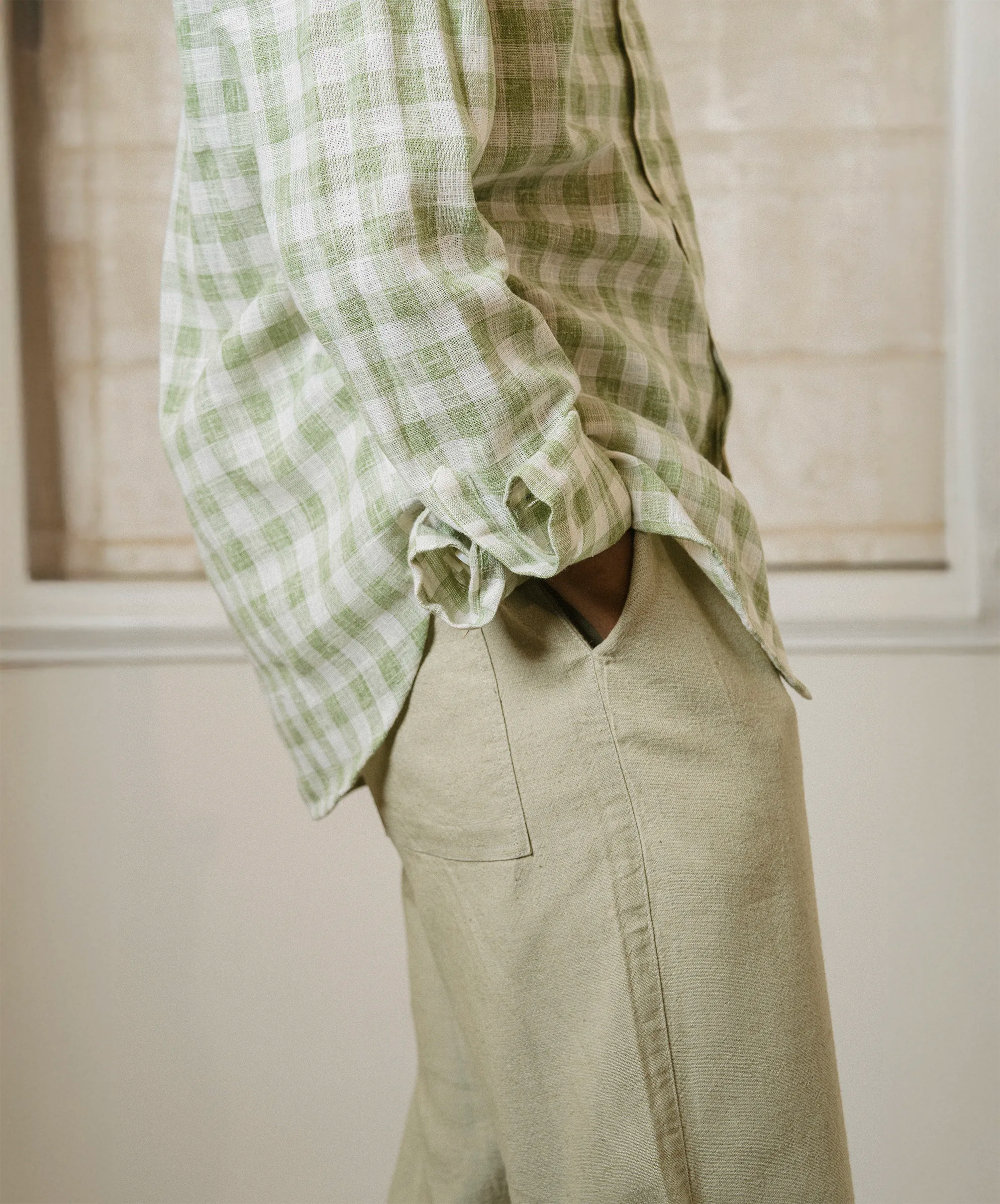 RELAXED FIT LINEN TROUSER